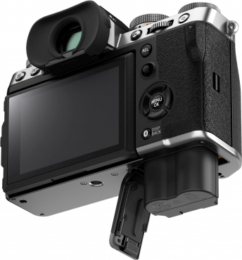 Fujifilm X-T5 body silver + XF 16-55mm f2.8 R LM WR II