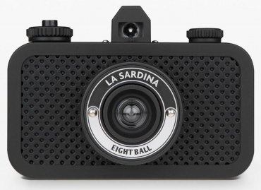 Lomography La Sardina 8-Ball