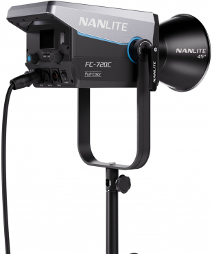 NANLITE FC-720C Full-Color Reportage- und Studio-Scheinwerfer