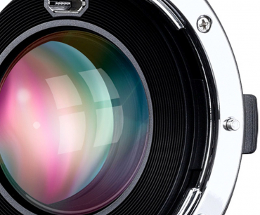 Commlite Canon EF/EF-S an M4/3 0,71x Booster Adapter