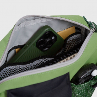 Long Weekend Santa Fe Shoulder Bag Moss Green