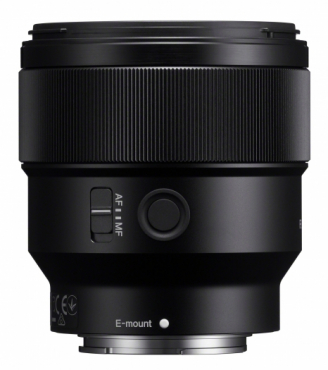 Sony Alpha ILCE-7 V + SEL FE 85mm f1,8 