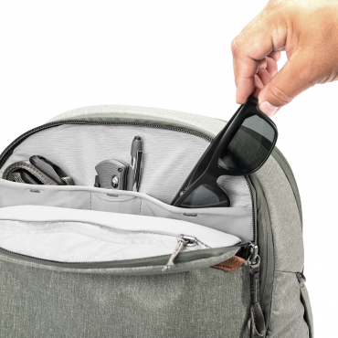 Peak Design Travel Backpack 30L salbeigrün