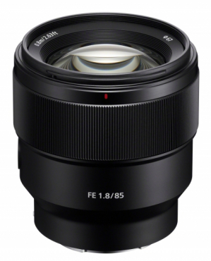 Sony Alpha ILCE-7 V + SEL FE 85mm f1,8 