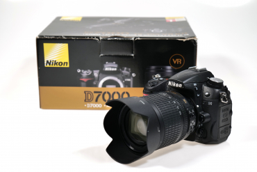 Nikon D7000 Gehäuse gebraucht #9164792