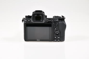 Zubehör  Nikon Z6 II + f4-6,3 / 24-200 gebraucht #9162465