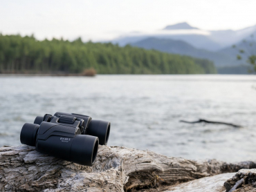 OM System 8x40 S binoculars black