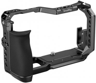 Nikon ZR + 24-70mm f4 S + SmallRig 5467 Cage Kit