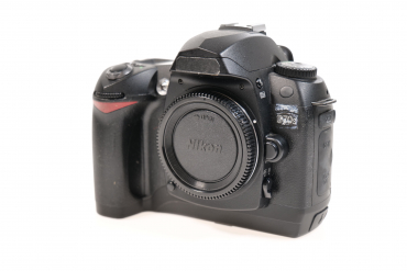 Nikon D70s used #9165391