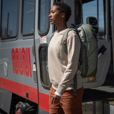 Peak Design Travel Backpack 30L salbeigrün