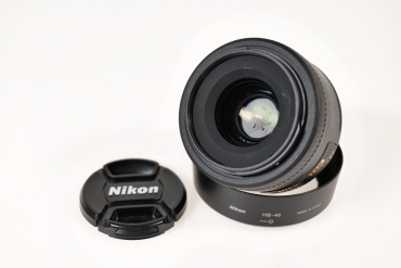 Nikon DX 35 1:1.8 used #9163588