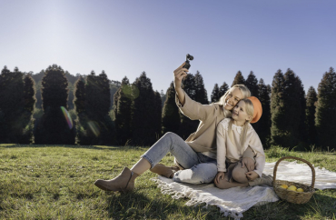 DJI Osmo Pocket 3 Creator Combo single piece