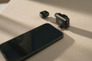 DJI Osmo Mobile 7 + Mic Mini (2 TX + 1 RX + Charging Case)