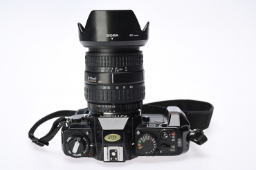 Nikon F-301 + Sigma 3,8/28-105mm gebraucht #9165359
