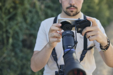 Adaptateur de digiscopie pour téléphone ZEISS