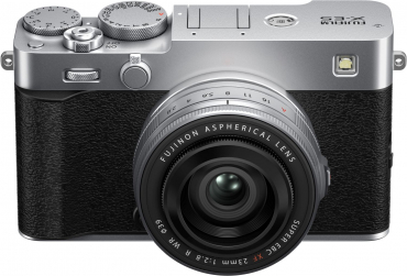 Fujifilm X-E5 Silver Housing + XF 23mm f2.8 R WR