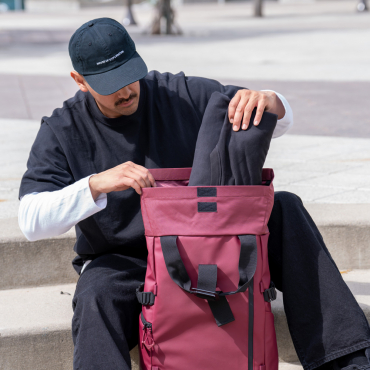WANDRD PRVKE 31l Photo Bundle V4 Rhone Burgundy
