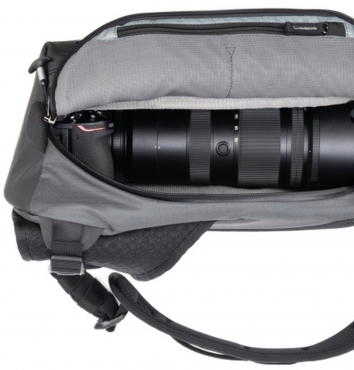 thinkTank PhotoCross V2 11L Basalt Black