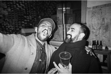 Lomography Simple Use Kamera Black and White ISO 400