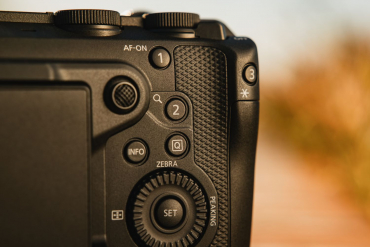 Canon EOS R6 V + RF 20-50mm f4 L IS USM PZ