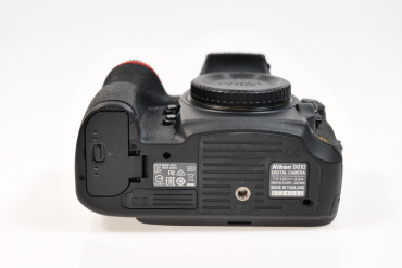 Nikon D810 Gehäuse gebraucht #9165255