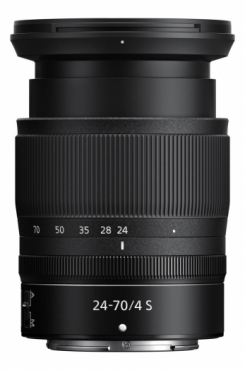 Nikon Zf + 24-70mm f4 S silber
