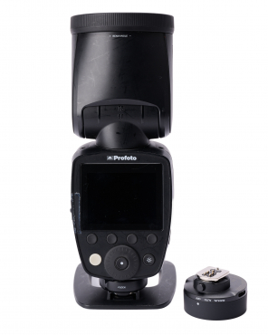 Profoto A10 + Kit de connexion Canon #735000819130724 utilisé #9171480