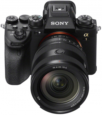 Sony Alpha ILCE-7 V + SEL FE 20-70mm f4 G