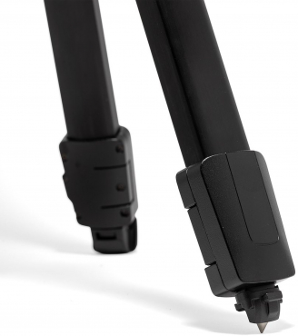 Manfrotto ONE Photo aluminum tripod with XPRO 3-way panhead
