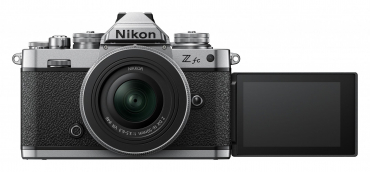 Nikon Zfc + DX 16-50mm f3.5-6.3 + DX 50-250mm B-Ware