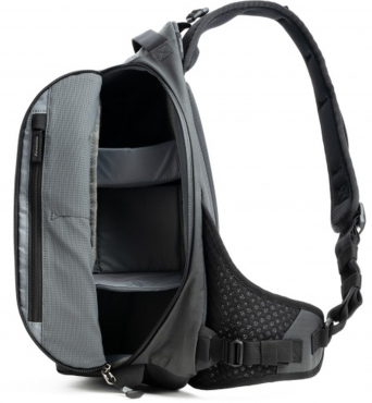 thinkTank PhotoCross V2 14L Basalt Black