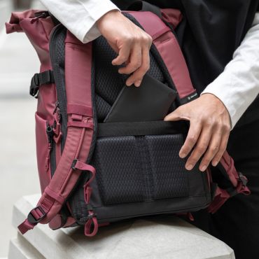 WANDRD PRVKE 31l Photo Bundle V4 Rhone Burgundy