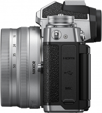 Nikon Zfc + DX 16-50mm f3.5-6.3 + DX 50-250mm B-Ware