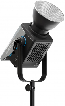 NANLITE FC-500C full-color reportage and studio spotlight
