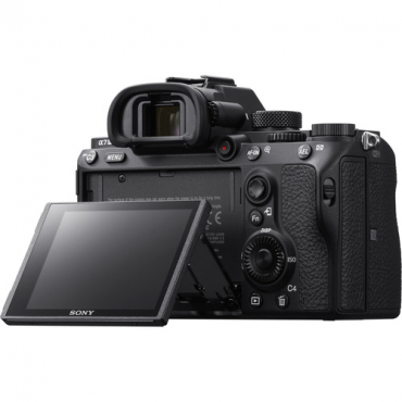 Sony Alpha ILCE-7 III +SmallRig 2918 Light Cage