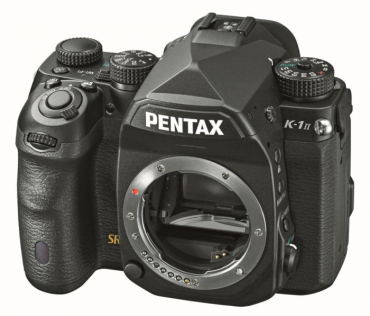 Pentax K-1 Mark II + ED 28-105mm f3.5-5.6 HD DFA