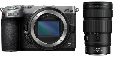Nikon Z5II C silver/black + Z 24-70mm f/2.8 S II