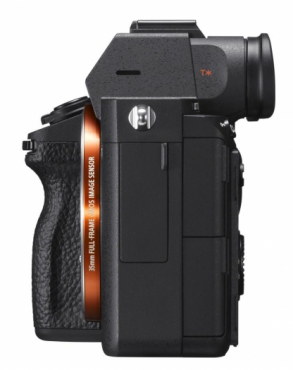 Sony Alpha ILCE-7 III +SmallRig 2918 Light Cage