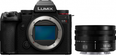 Panasonic DC-S5 II + Lumix S 18-40mm f4.5-6.3 L-Mount