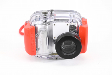 Nikon Coolpix 4100 + UWG gebraucht #9070168 - 9070168 Nikon Coolpix 4100 + UWG gebraucht #9070168