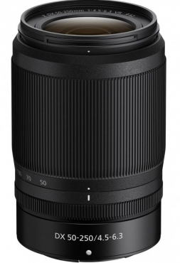 Nikon Zfc + DX 16-50mm f3.5-6.3 + DX 50-250mm B-Ware