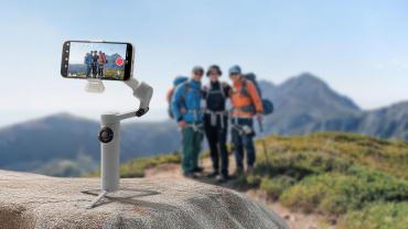 INSTA360 Flow 2 AI Tracker Bundle Stone Gray