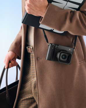 Fujifilm GFX 100RF Schwarz Kundenretoure