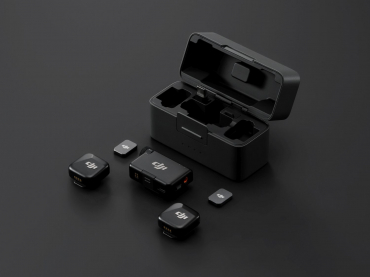 DJI Osmo Mobile 7 + Mic Mini (2 TX + 1 RX + Charging Case)