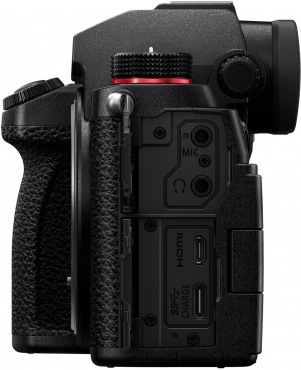 Panasonic Lumix DC-S5D + S 18-40mm f4,5-6,3 + S 100-500mm f5-7,1
