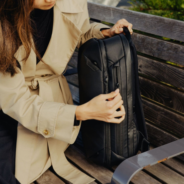 Peak Design Travel Backpack 20 Liter Black