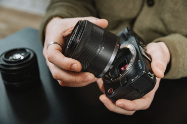 Canon EOS R50V + RF-S 14-30mm f4-6.3 PZ Kit