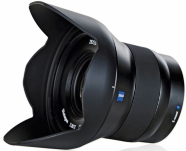 Sony Alpha ILCE-6700 + ZEISS Touit 12mm f2.8