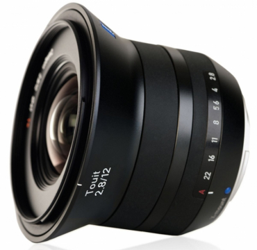 Sony Alpha ILCE-6700 + ZEISS Touit 12mm f2.8