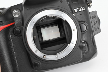 Nikon D7000 Gehäuse gebraucht #9166573